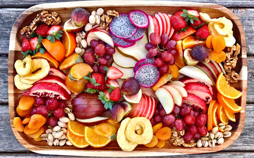 Mixed Fruits and Nuts Platter
